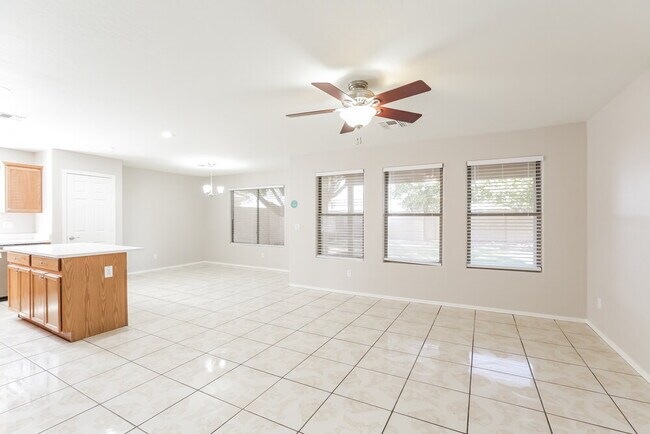 Photo - 4218 N 92nd Ln