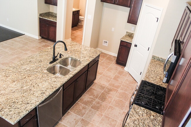 Photo - 4BR IN ZACHARY
