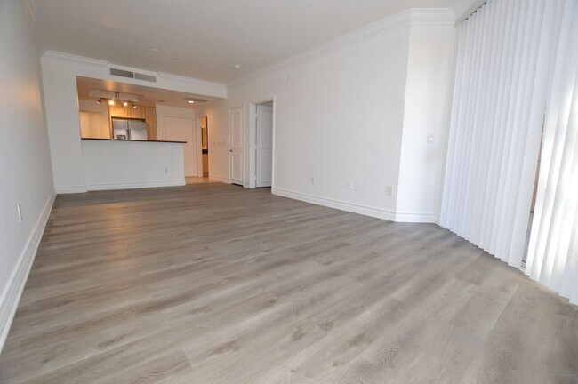 Photo - Meridian Unfurnished 1 Bed | 1 Bath Luxury Condo Unidad 303