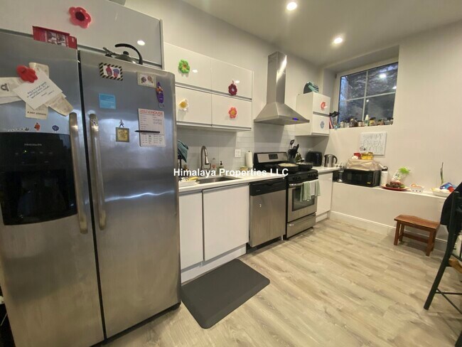 Photo - 407 Dudley St Unit 1