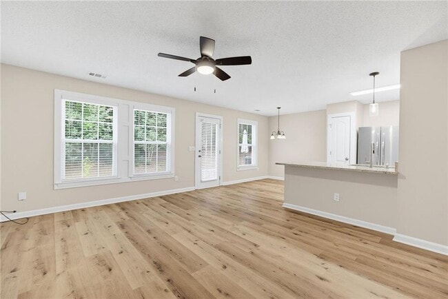 Photo - 106 Darby's Crossing Ct