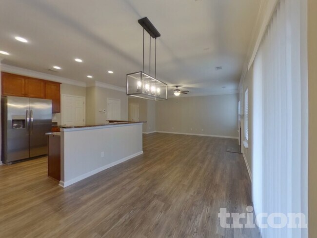 Photo - 510 Norwell Ln