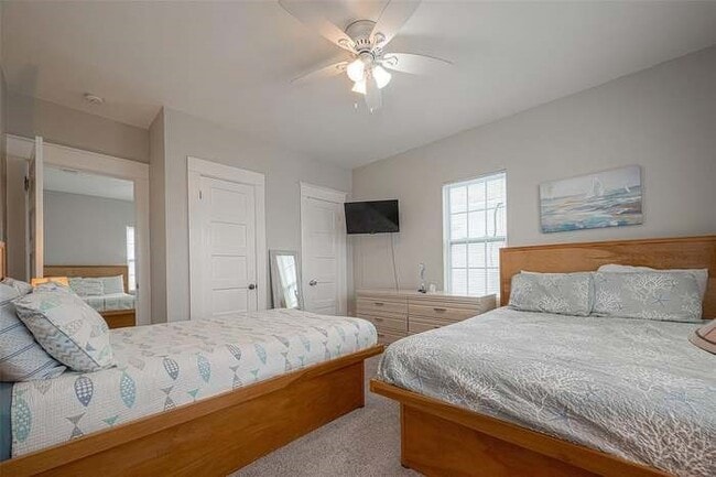 Photo - 2225 Bernardo De Galvez Ave
