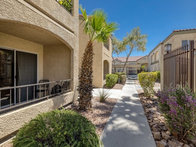 Building Photo - UTILITIES INCLUDED – FULLY FURNISHED 1BR IN LAS VEGAS