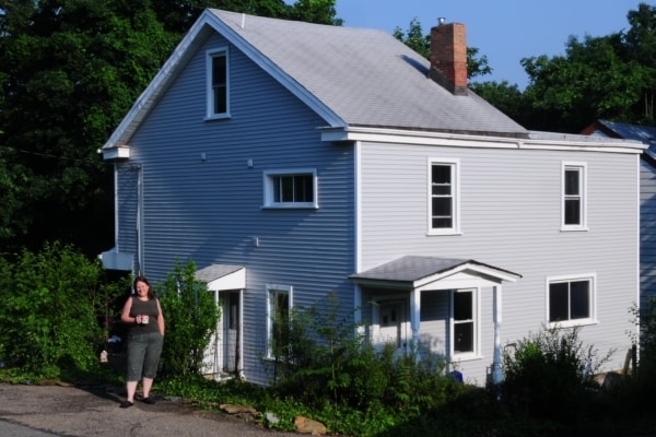 Building Photo - 41 Sylvia Ave Unit #2