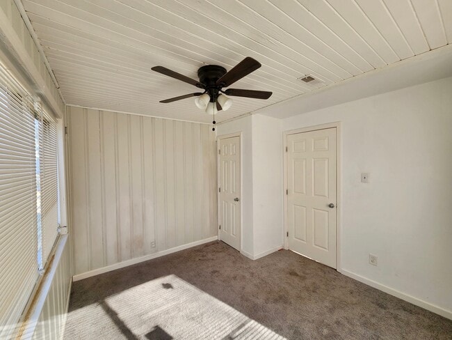 Photo - 4208 50th Ave N