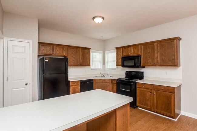 Photo - 880 Terrace Mill Dr