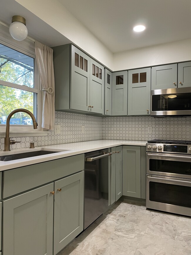 Photo - 1210 Acewood Blvd