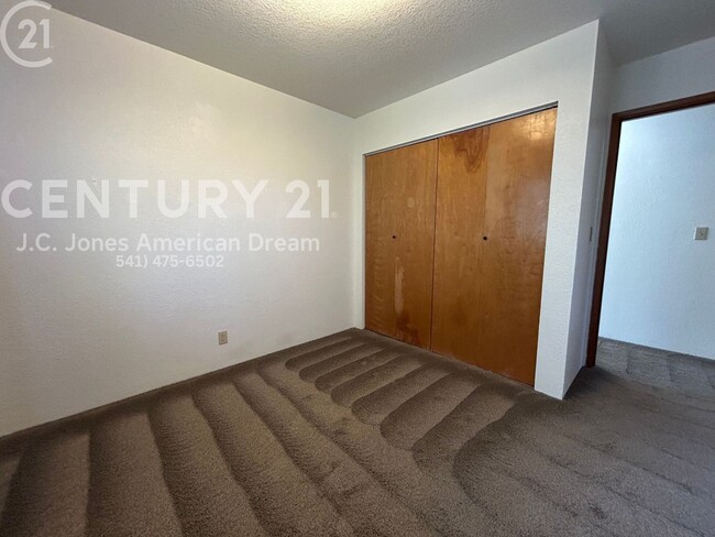 Photo - BLLC2503.3 Unit 68B