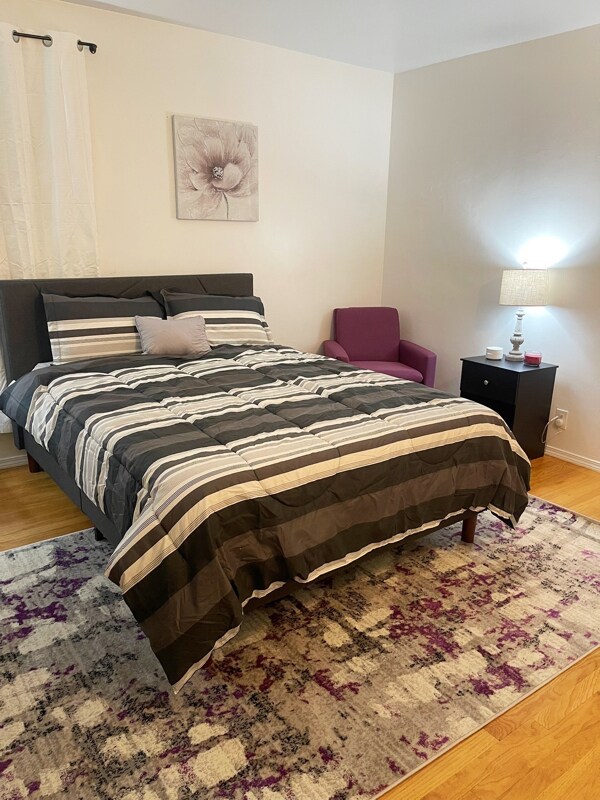 Photo - 2804 Truman St NE