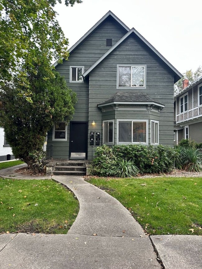 Building Photo - 1 Bedroom 1 Bathroom North End Apartment