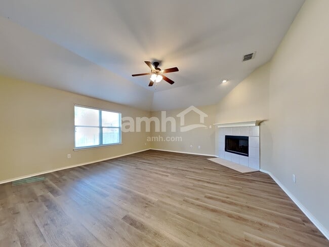 Photo - 1349 Illinois Ave