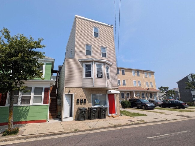 Photo - 203 N South Carolina Ave Unit 3