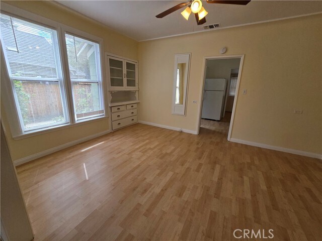 Photo - 342 N Shaffer St