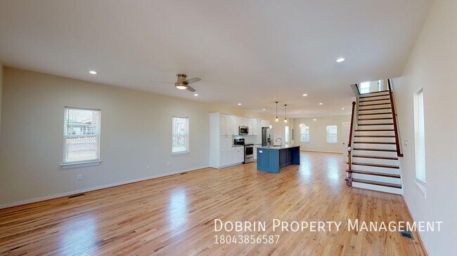 Photo - 2004 Lakeview Ave