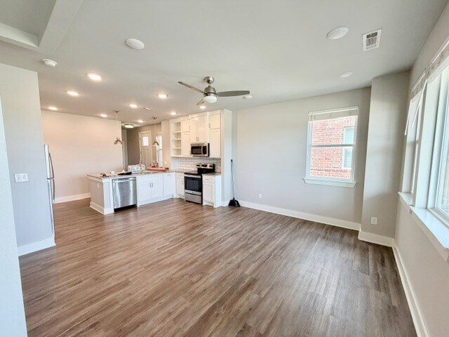 Photo - 1701 W Deane St