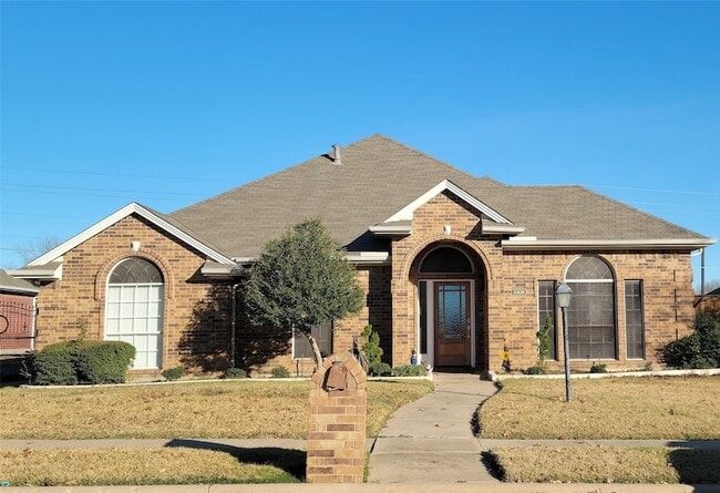 Building Photo - 3306 Ashleaf Dr