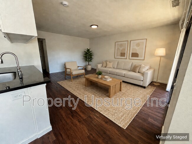 Photo - 905 Lakeside Dr Unit 2