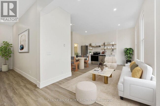 Photo - 201 - 29A KING STREET W