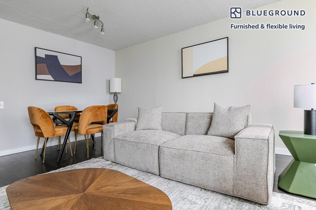 Photo - 77 W Huron St Unit SI FL20-ID1379