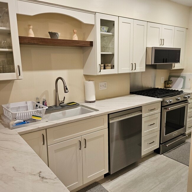 Photo - 304 Forbes St Unit B