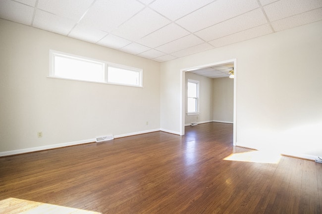 Photo - 4015 Eastway St