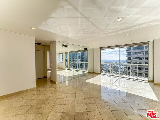 Photo - 10751 Wilshire Blvd Unit PH1