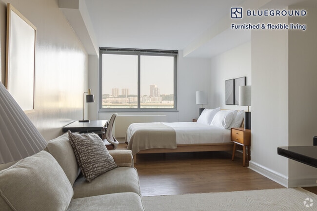 Building Photo - 140 Riverside Blvd Rental