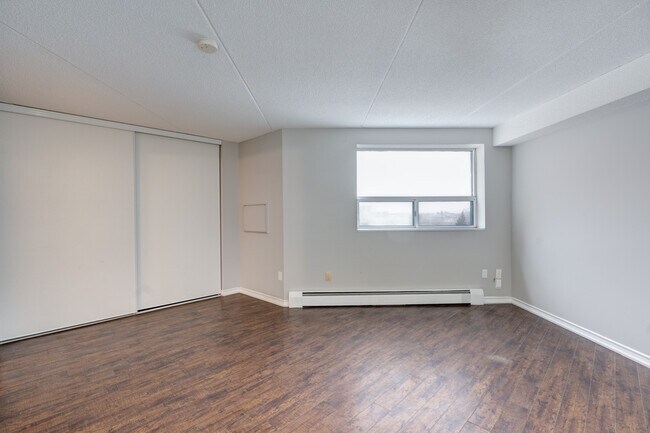 Photo - Galeview Apartments