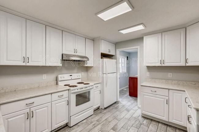 Photo - 1733 Iola St