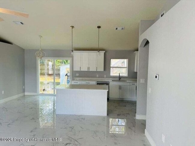 Photo - 9341 Northcliffe Blvd