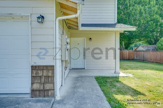 Building Photo - 936 24th St NE Rental