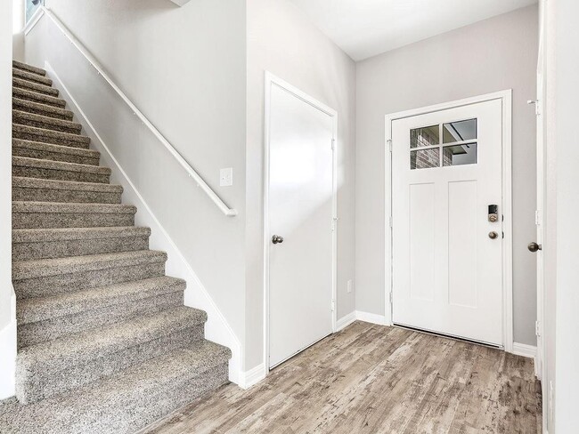 Photo - 18434 Stevie Ray Dr