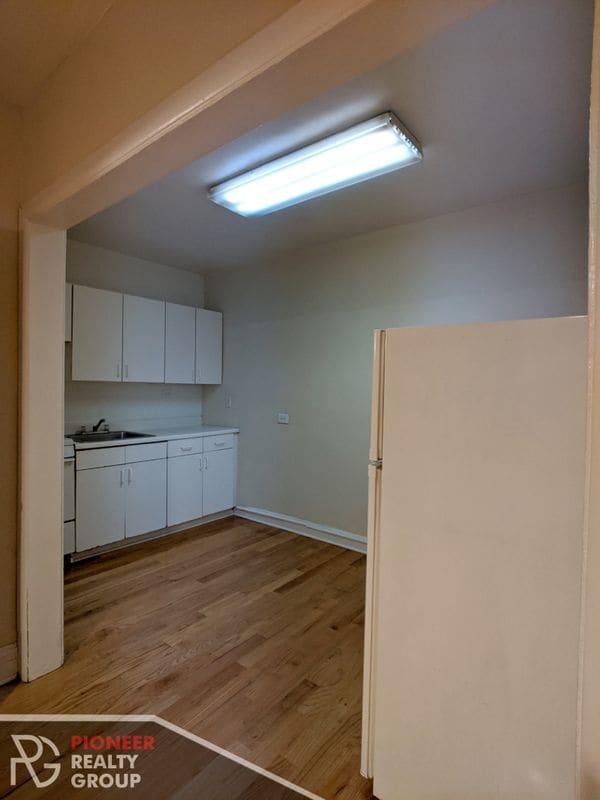 540 W Wellington Ave Unit 104