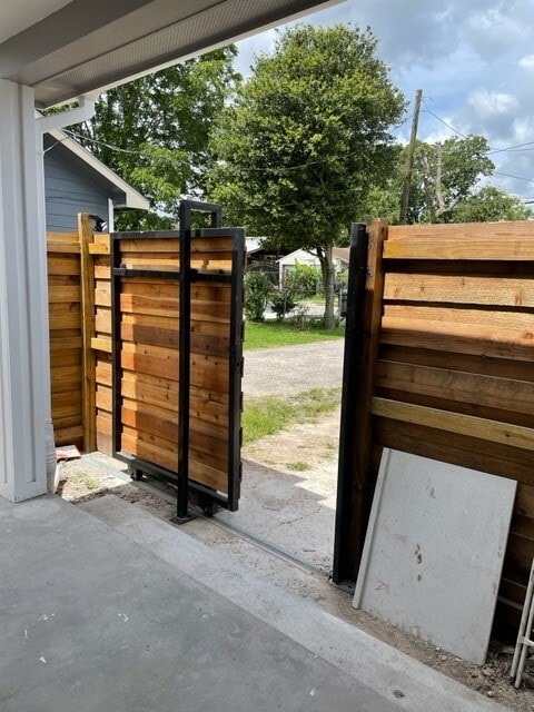 Photo - 336 Van Molan St Casa