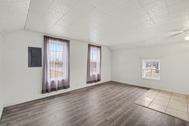 Photo - 8009 E Bristol Rd Unit 2