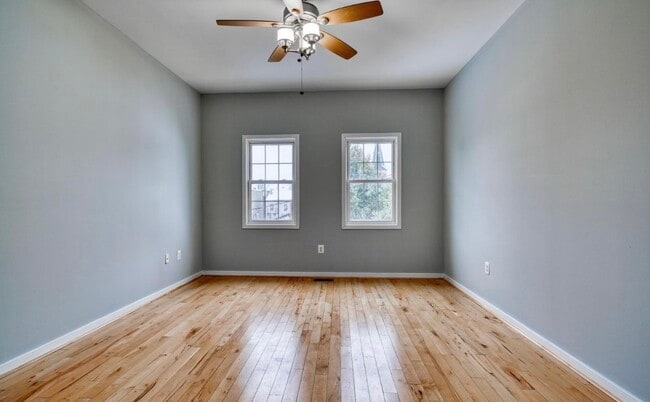 Photo - 214 S Regester St
