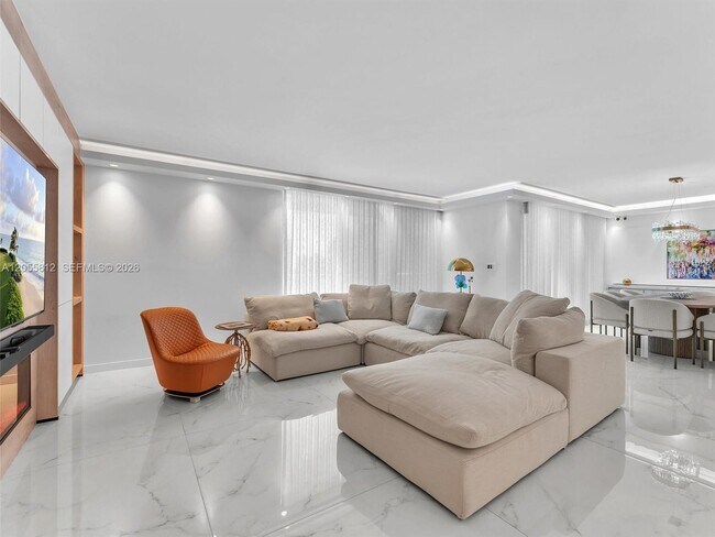 Photo - 19707 Turnberry Way Unit 6E