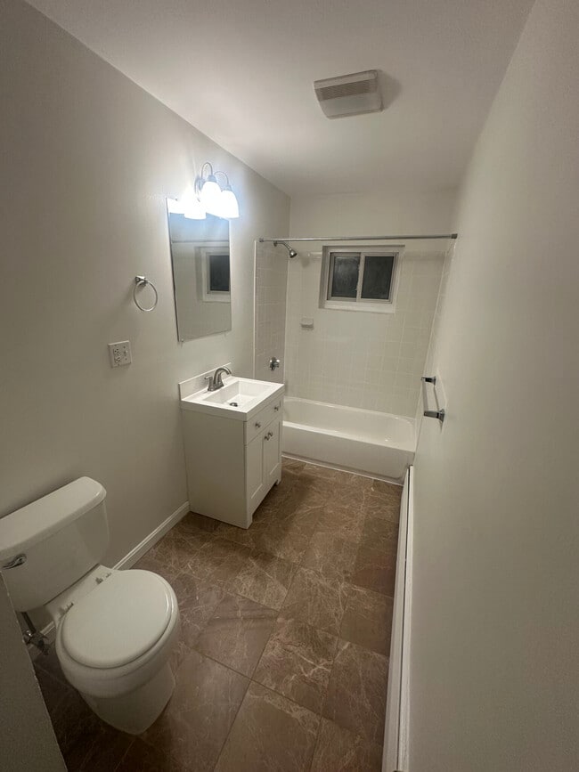 Photo - 63 Selkirk Rd Unit 7