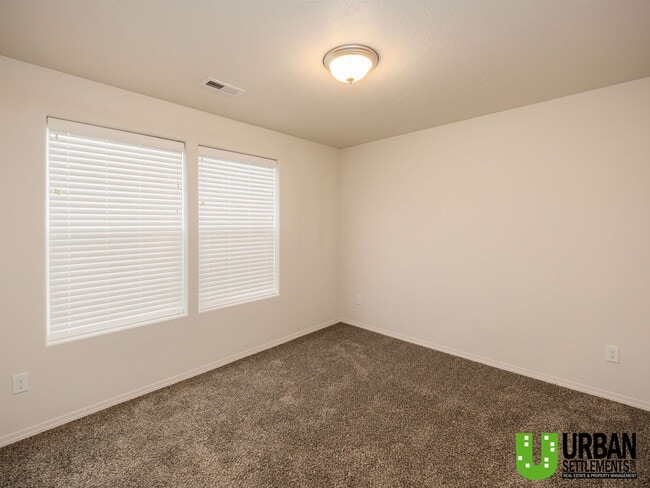 Photo - 4425 N McCabe Ln