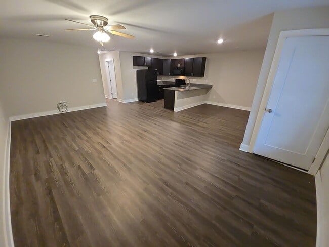 Photo - 223/25/27 N Cedar St Unidad 225