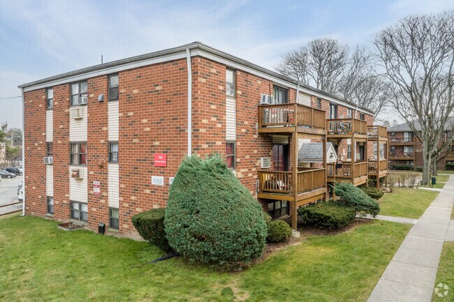 Photo - Park Towers Cooperative