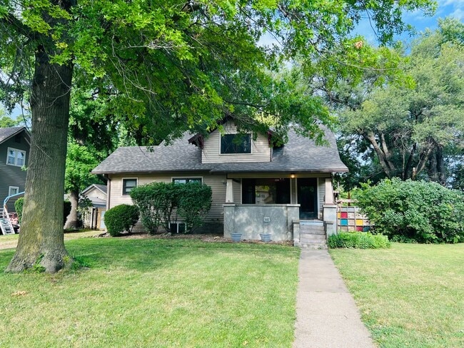 Photo - Discover Timeless Charm: Enchanting Historic Home in a Picturesque Small Town