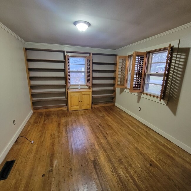 Photo - 2/1- Cookeville City Limits- Rental Home