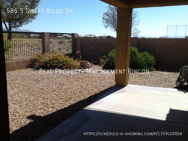 Photo - 586 S Sweet Ridge Dr