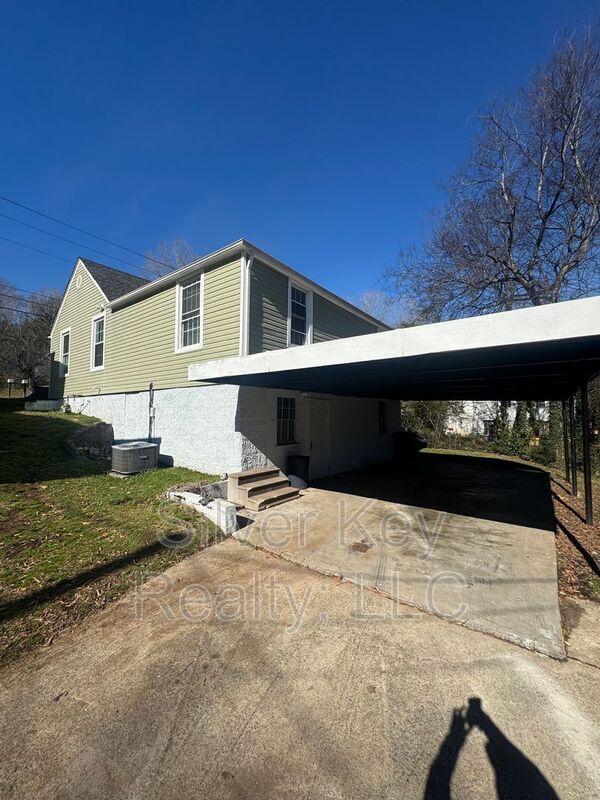 Photo - 203 Forrest Ave