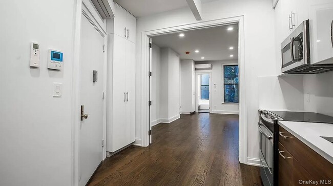 Photo - 167 Russell St Unit 2L