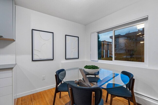 Photo - 1550 W 11th Ave Unit ID1051848P