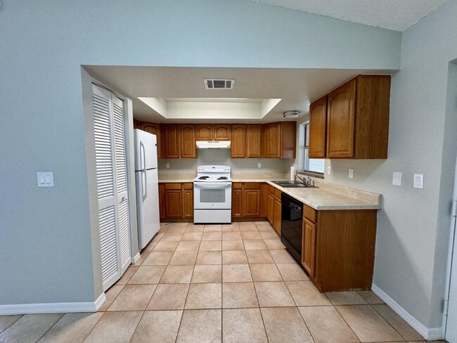 Photo - Beautiful 3-Bedroom Home for Rent in Kissimmee – Spacious & Move-In Ready!