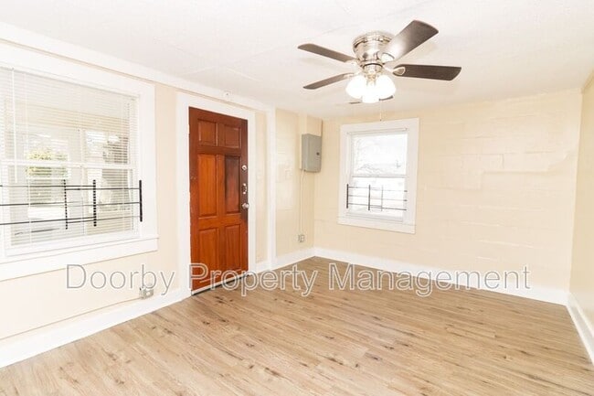 Photo - 1422 Wilson Rd
